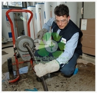 Khử mùi hôi cống rãnh trong nhà vệ sinh khi trời mưa