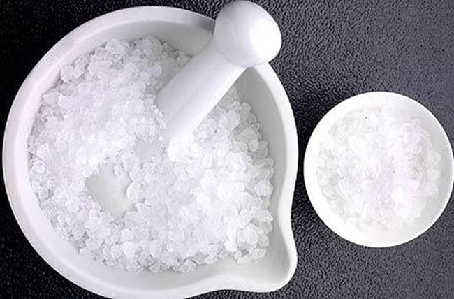 Ph&egrave;n chua l&agrave;m trắng vết bẩn hiệu quả