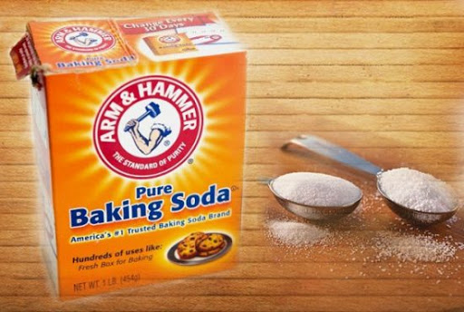 Baking soda d&ugrave;ng l&agrave;m dung dịch xịt khử m&ugrave;i h&ocirc;i hiệu quả
