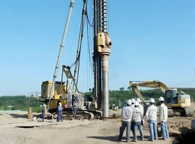 Dịch vụ h&uacute;t b&ugrave;n khoan cọc nhồi gi&aacute; rẻ