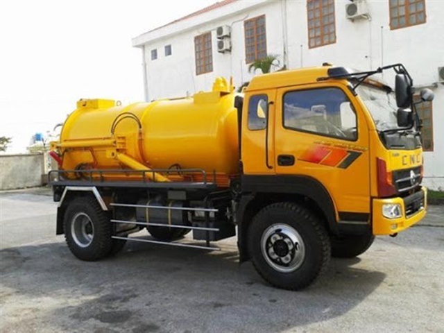 Xe h&uacute;t hầm cầu chuy&ecirc;n dụng của c&ocirc;ng ty Quốc H&ugrave;ng 