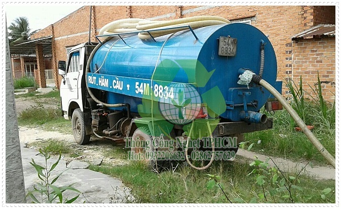 Dịch vụ h&uacute;t hầm cầu tỉnh Long An gi&aacute; rẻ