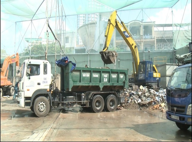 Dịch vụ thu gom r&aacute;c x&acirc;y dựng